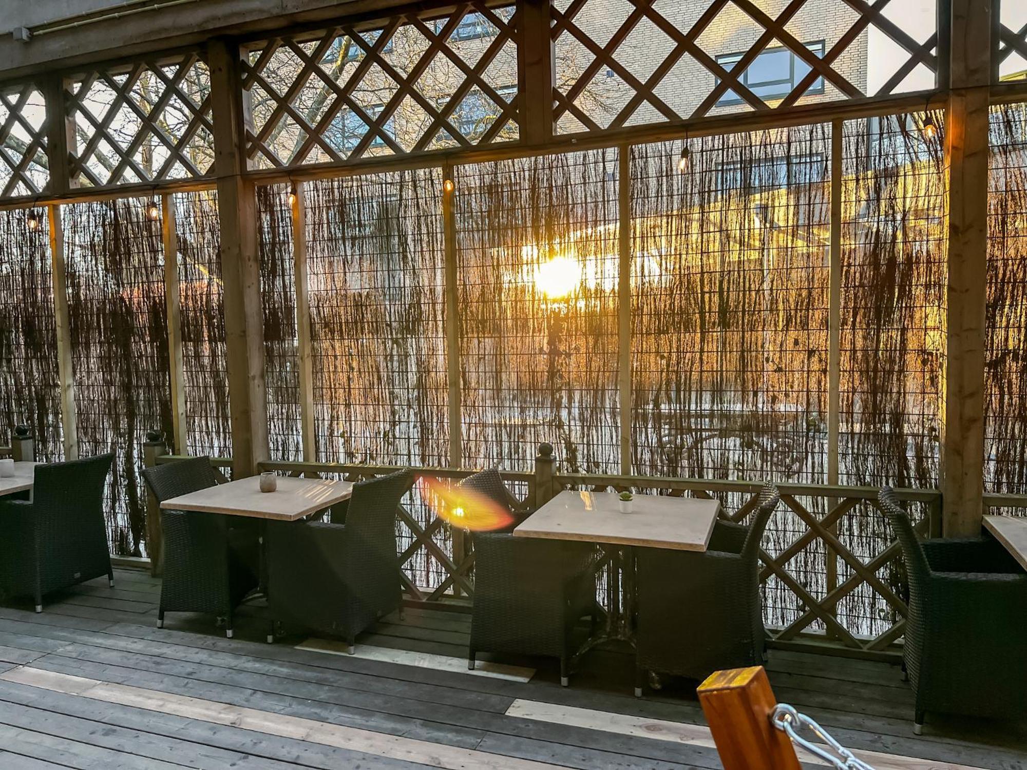 Suite With Wellness Nextdoor And Kitchen Access Oss Eksteriør bilde